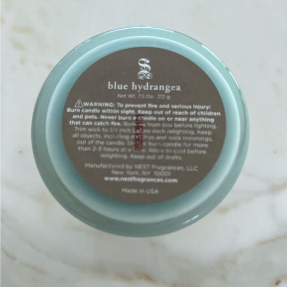 NEST SPRIG BLUE HYDRANGEA CANDLE NIB! - Picture 5 of 12